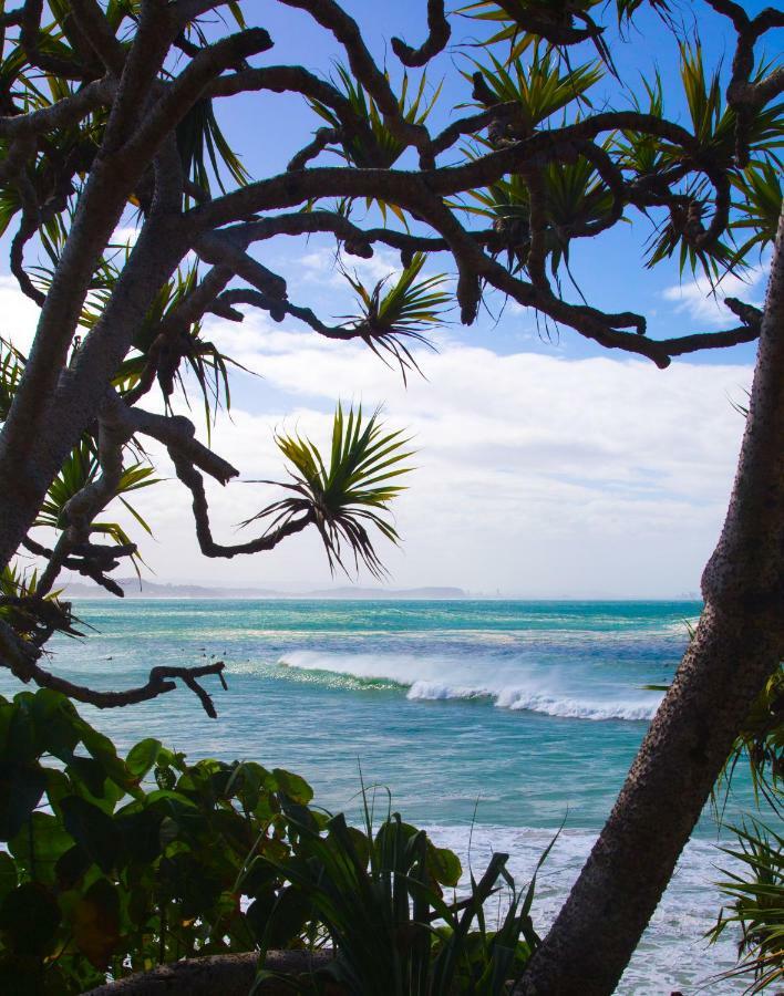 Rainbow Bay Beachhouse Coolangatta Eksteriør billede