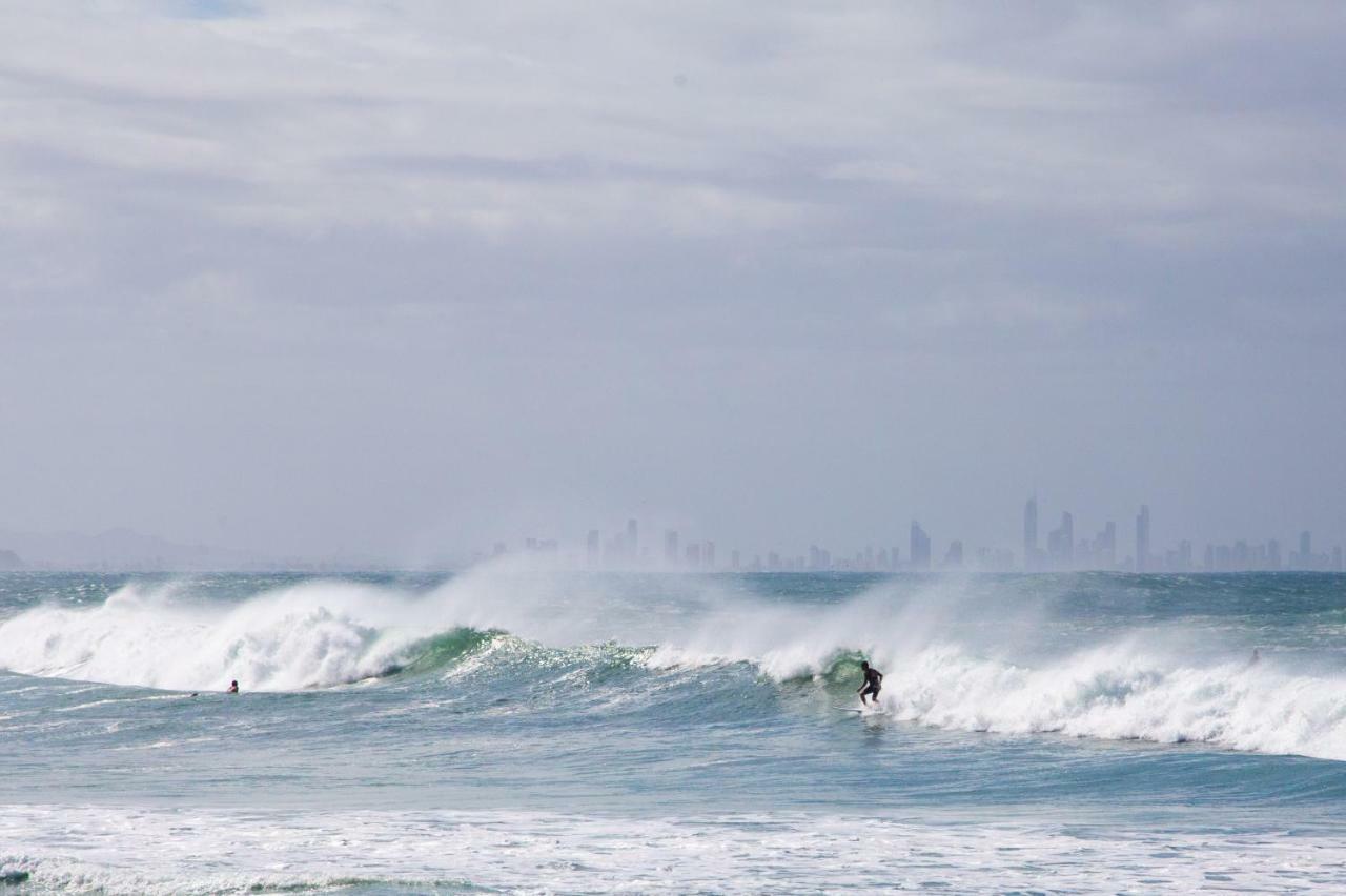Rainbow Bay Beachhouse Coolangatta Eksteriør billede