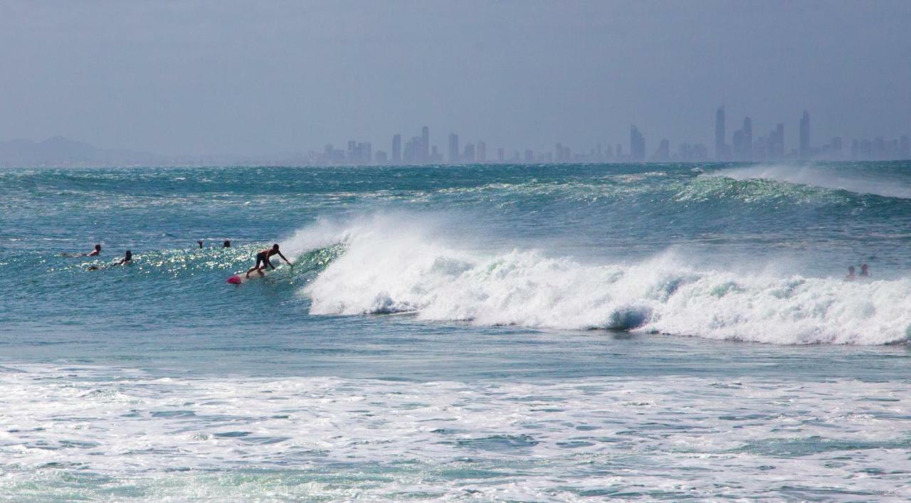 Rainbow Bay Beachhouse Coolangatta Eksteriør billede